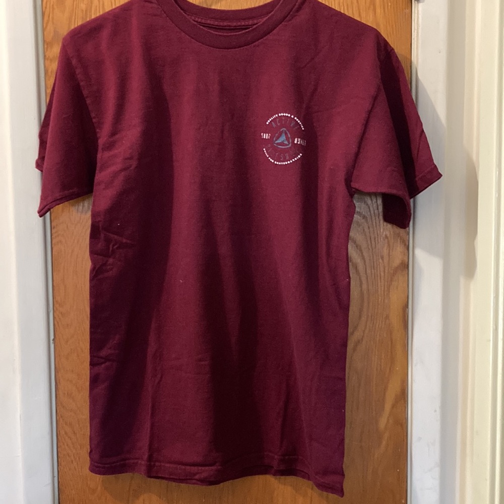 Active tshirt - Picture 2 of 2